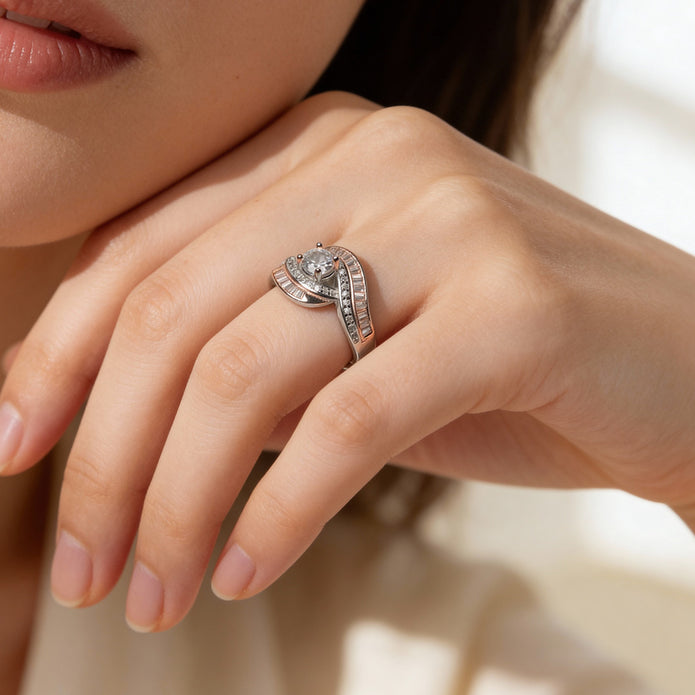 Rosé Split Shank Halo 925 Silver Ring