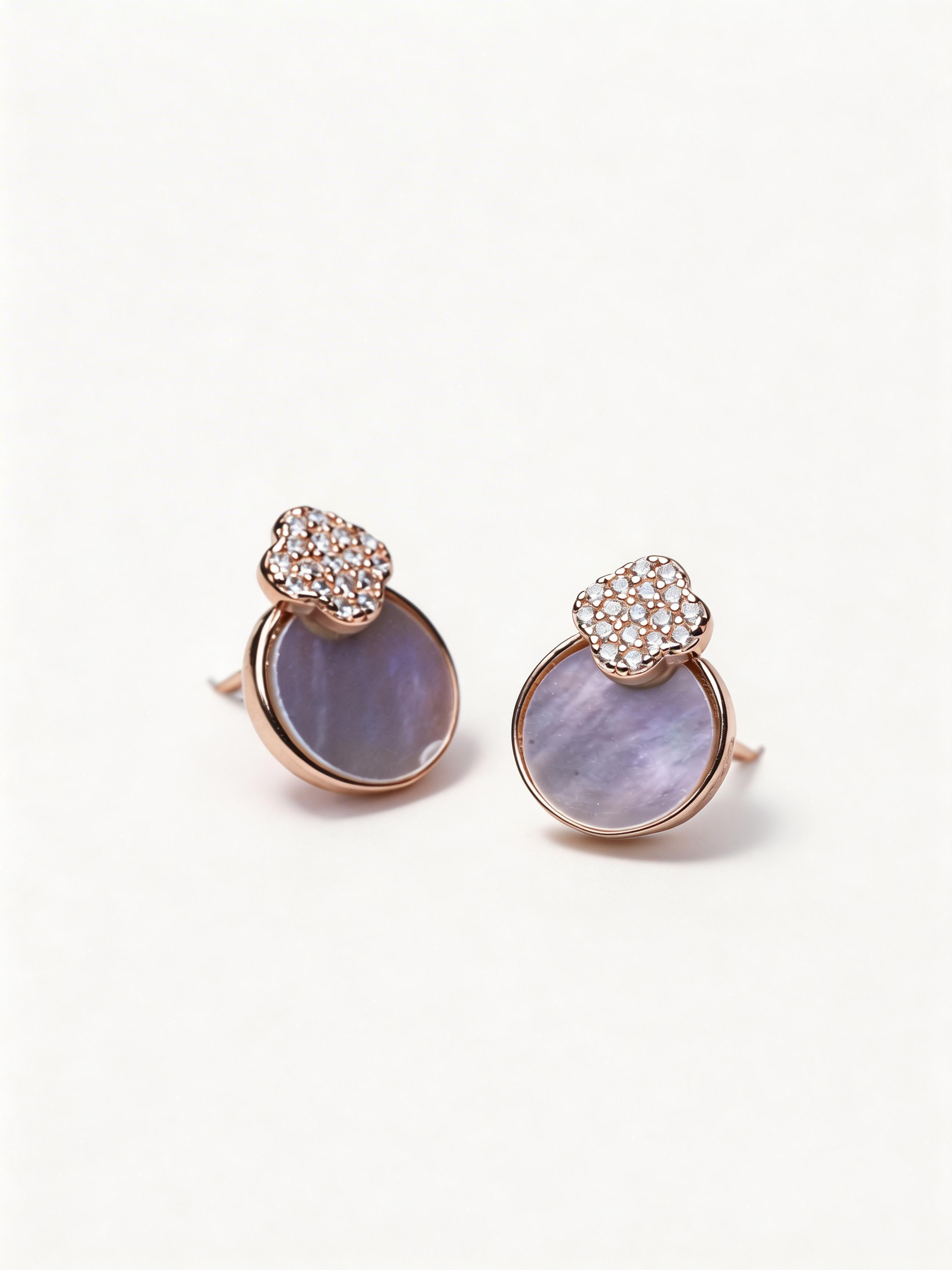 Nilo Crystal Clover Pearl Stud Earrings