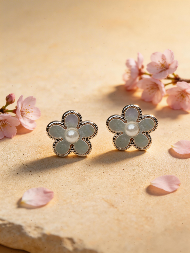 Nilo Pearl Blossom Stud Earrings