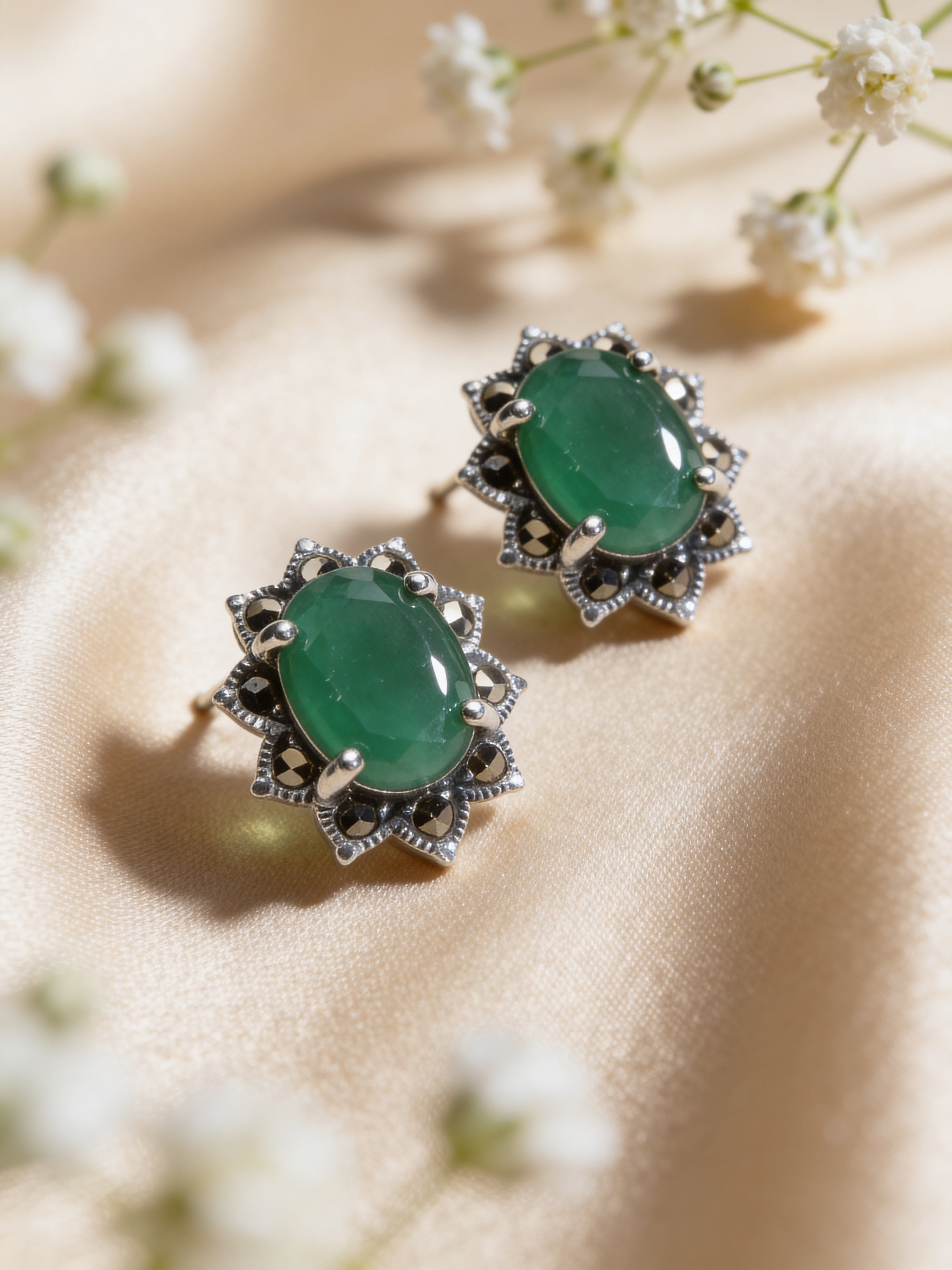 925 Emerald Oval Vintage Studs