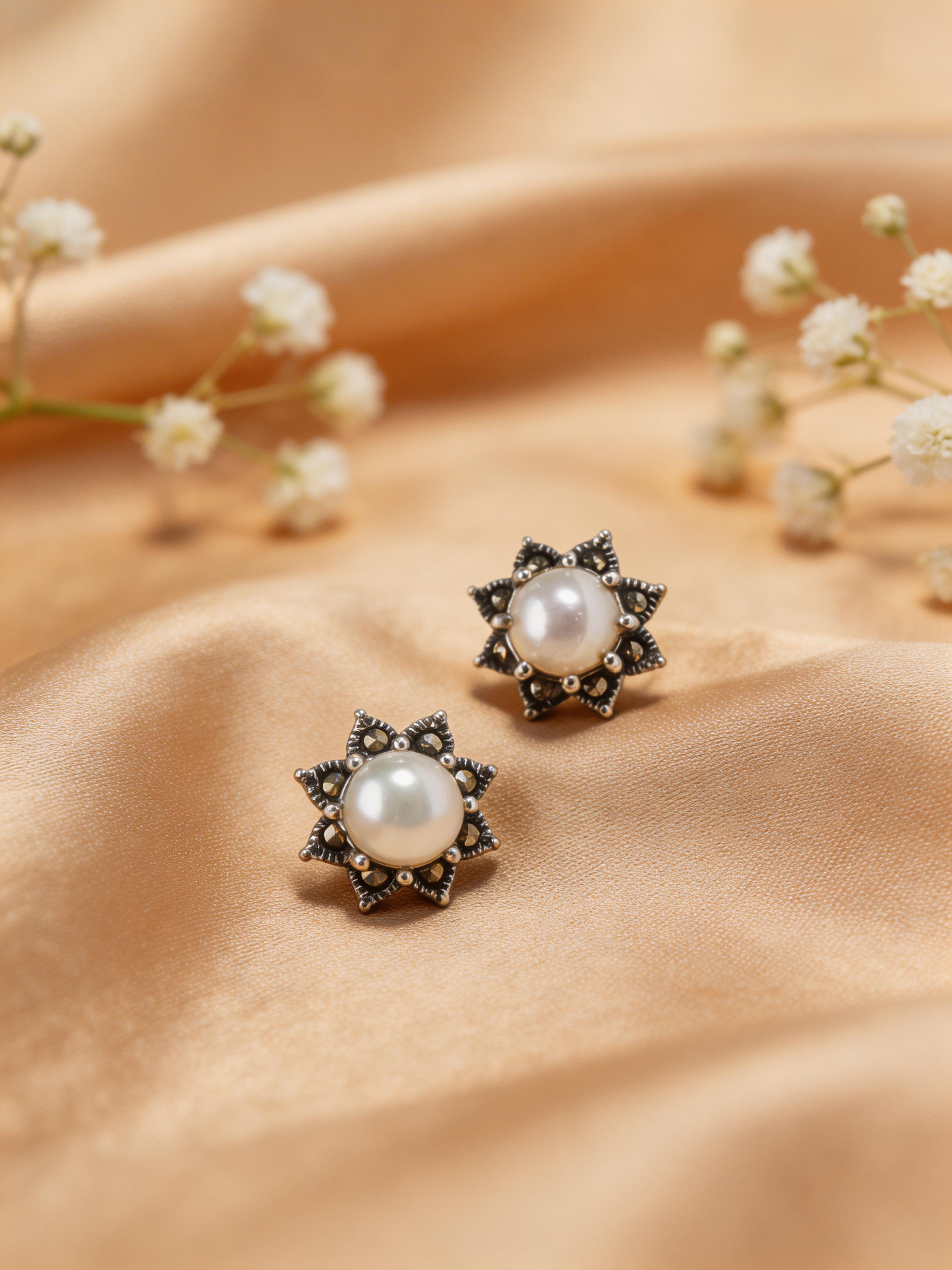 925 Pearl Blossom Stud Earrings