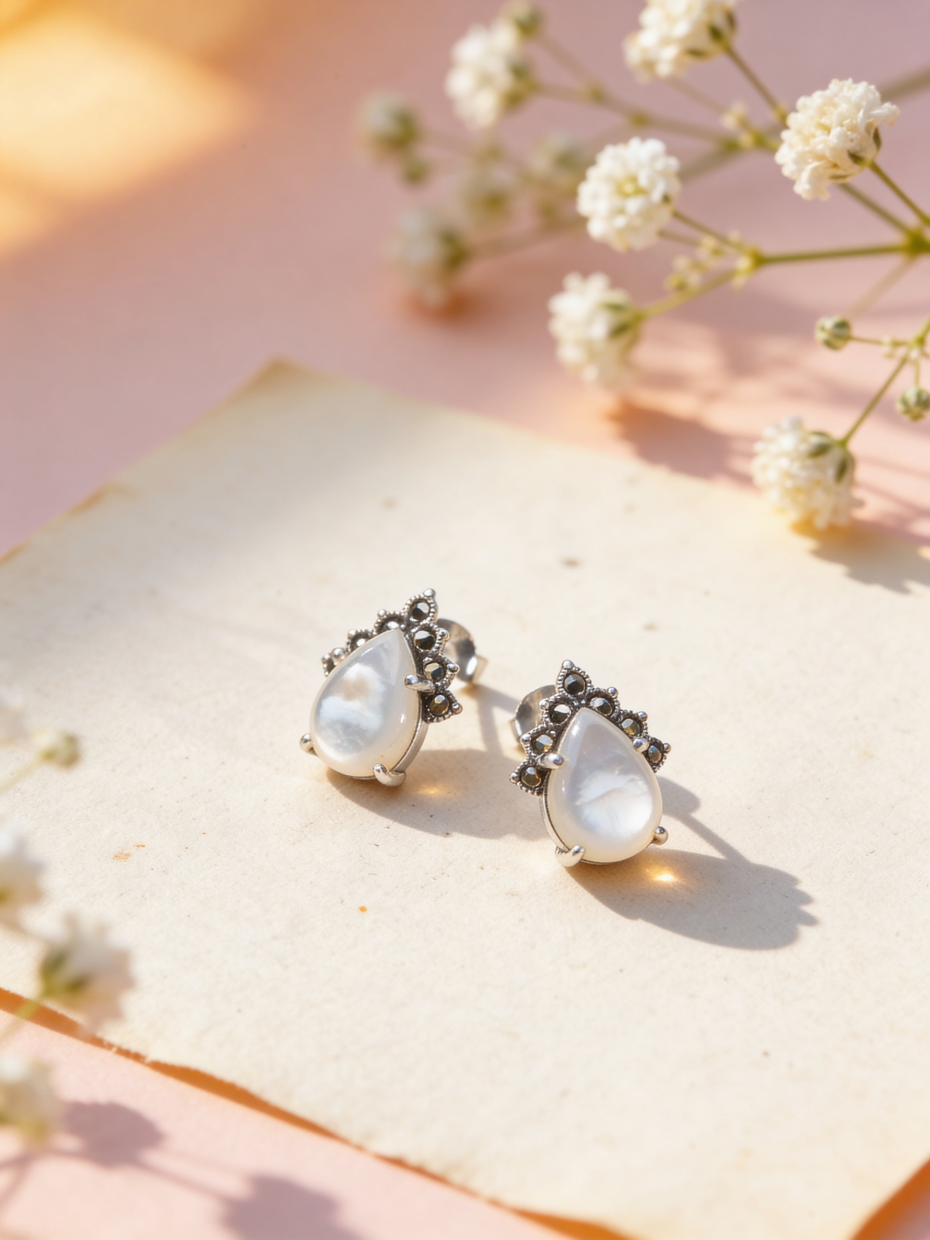 925 Pearl Teardrop Vintage Studs