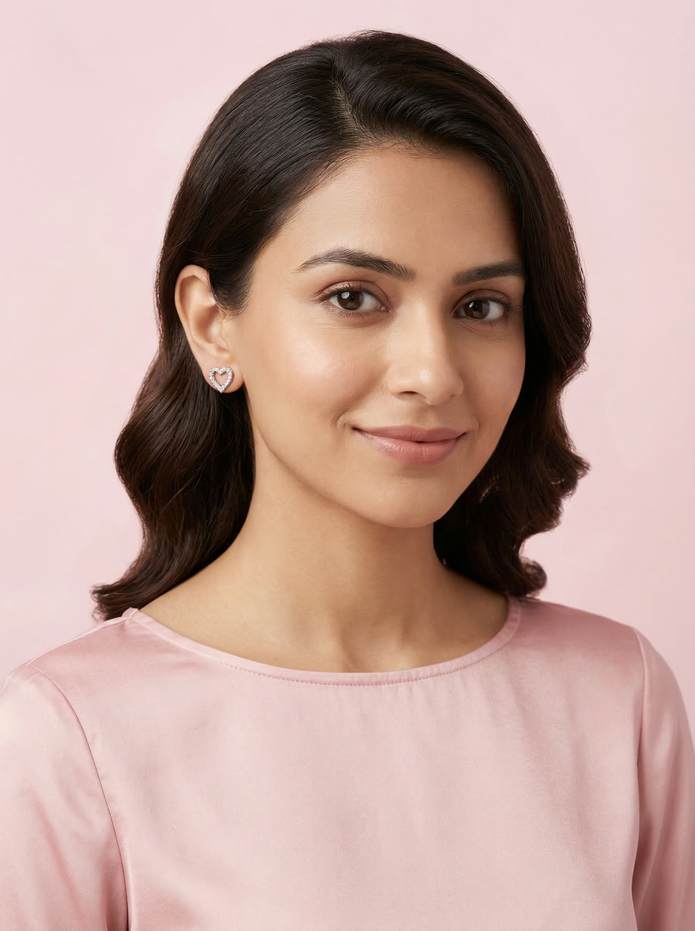 Nilo Sparkling Heart Outline Stud Earrings