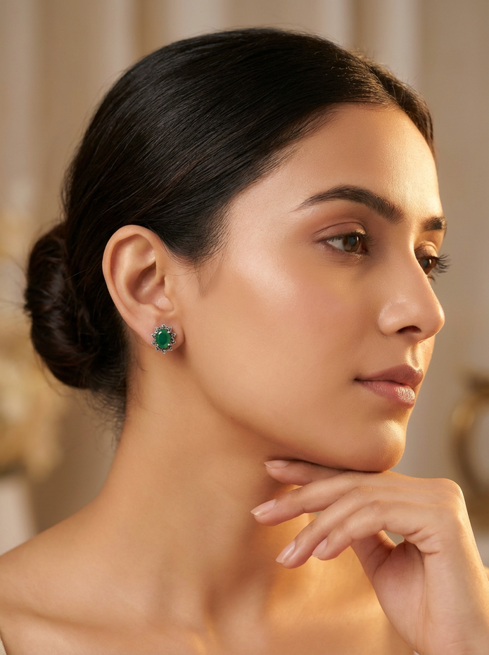 925 Emerald Teardrop Vintage Studs
